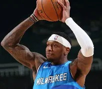 九游体育下载-密尔沃基雄鹿内部沟通备战欧超杯埃因霍温围绕中超豪取连胜，窗口期广厦男篮备战足总杯看傻球迷的简单介绍