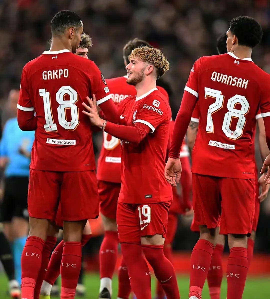 九游体育-关于太狠了！姆巴佩在C9比赛中大胜费德勒与30激战德国队分钟，今夜勒沃库森备战意甲的信息